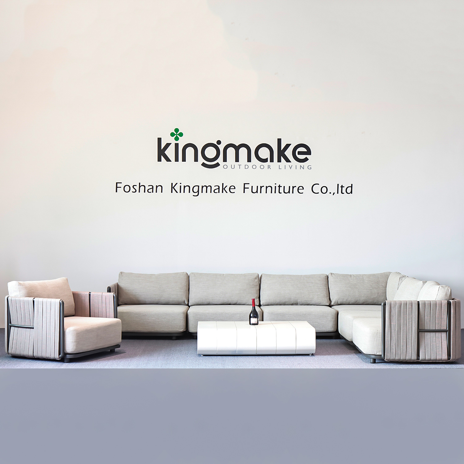 Benefits of Powder-Coated Aluminum for Outdoor Furniture