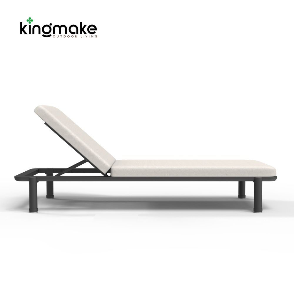 Aluminum KD Design Sun Lounger For Poolside