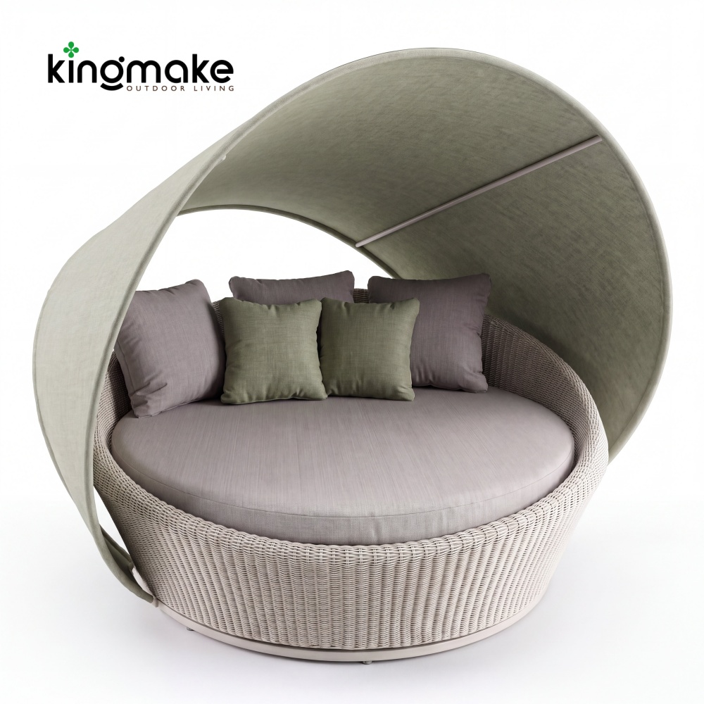 Orbit Round Outdoor Daybed with Rotatable Canopy