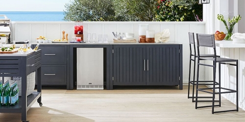 Outdoor Kitchens