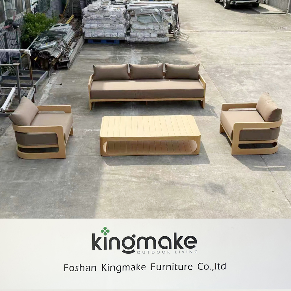 Aluminum Outdoor Furniture: Essential Properties & Care