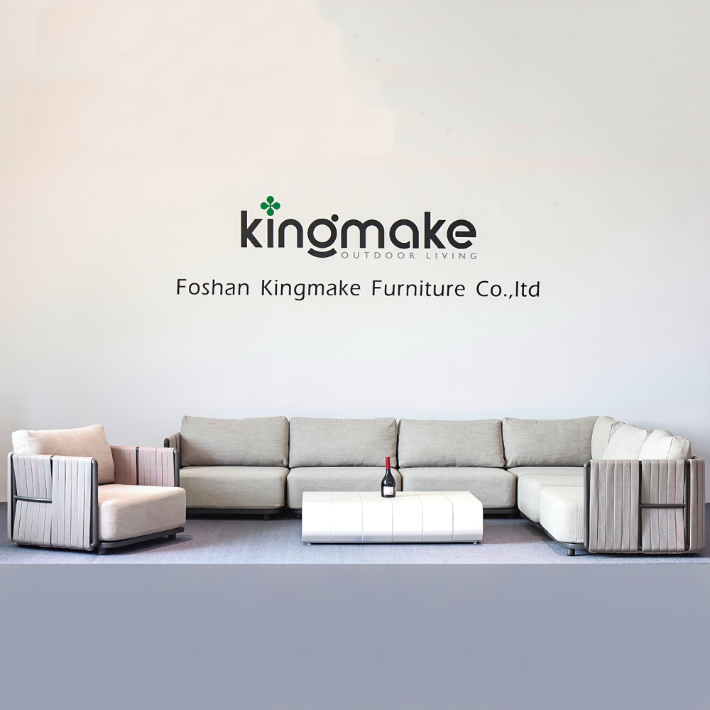 Benefits of Powder-Coated Aluminum for Outdoor Furniture