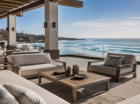 Coastal Outdoor Furniture: Suitable Materials for Salt Air, Sun, and Humidity