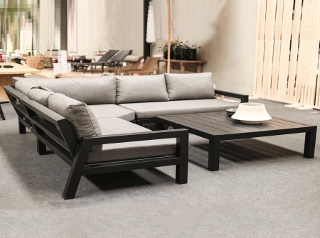 Redefining Outdoor Living: Kingmake’s Vision of the Best Outdoor Sofa