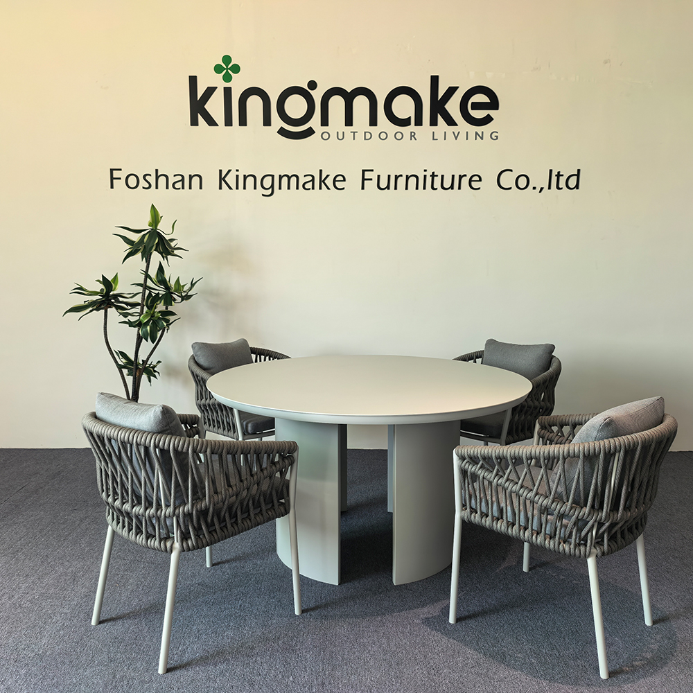 How to Choose Aluminum Outdoor Furniture