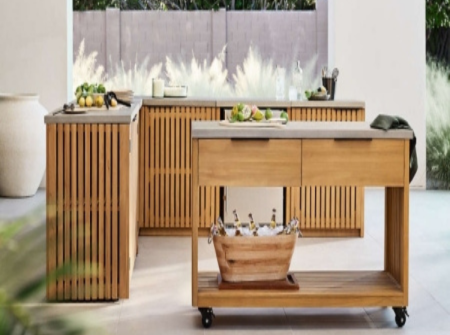 Outdoor Kitchen Layouts for Pools, Rooftops & Resort Bars