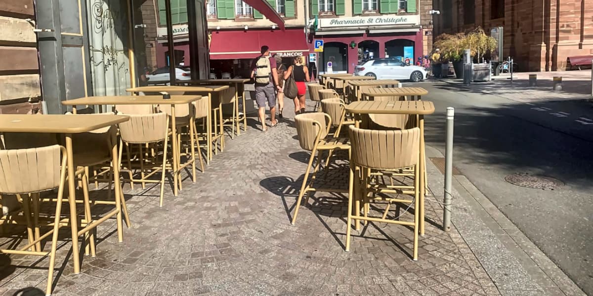 restaurant-outdoor-bar-set-project-french-city-center (3) restaurant-outdoor-bar-set-project-french-city-center (3)