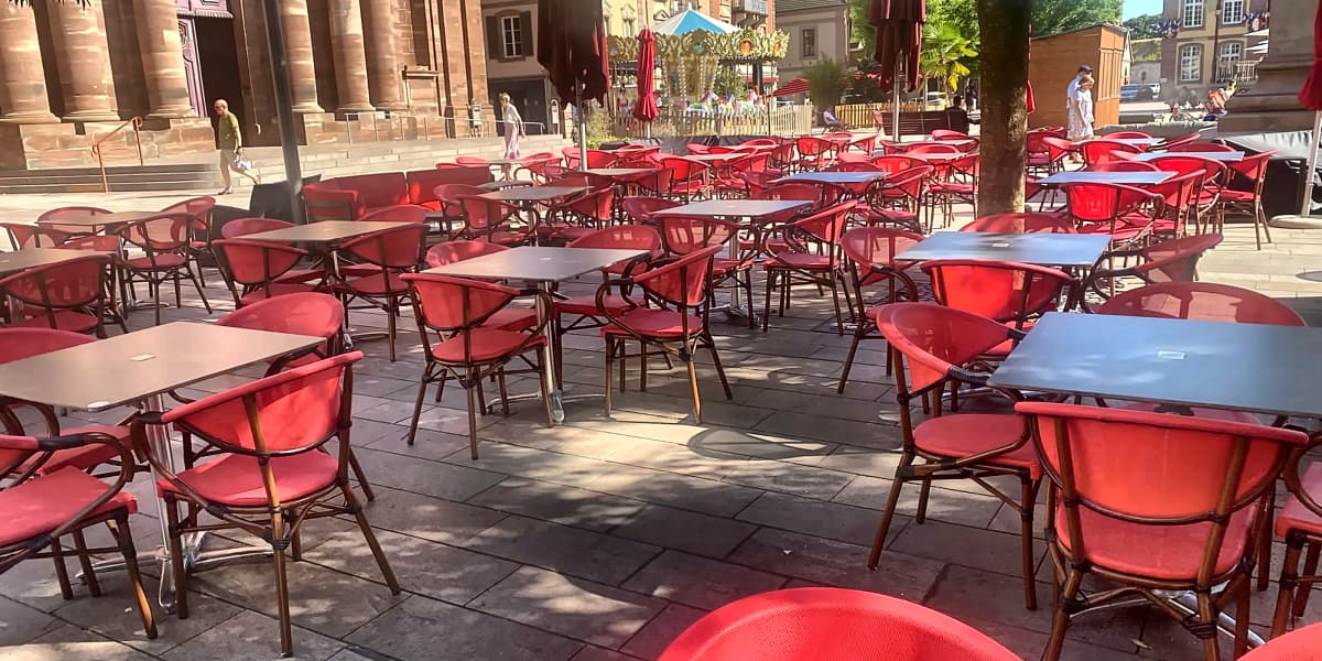 restaurant-outdoor-dining-chair-project-french-city-center (2) restaurant-outdoor-dining-chair-project-french-city-center (2)
